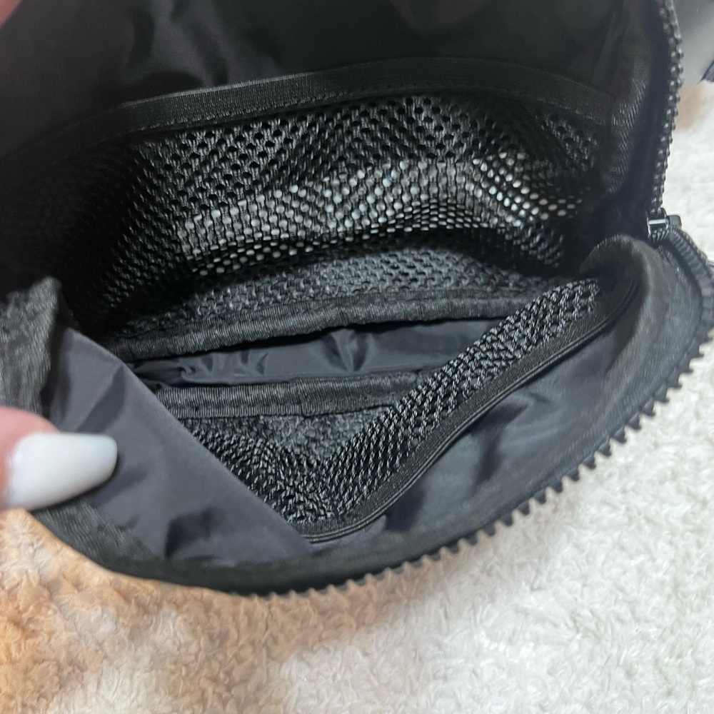 Fabletics bag - Picture 2 of 3